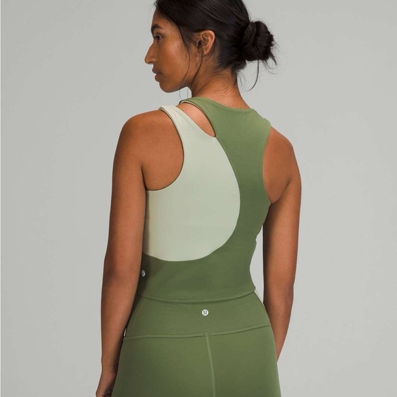 🍋 Lululemon Nulu Asymmetrical Yoga Tank Top *Light Support - Picture 4 of 7